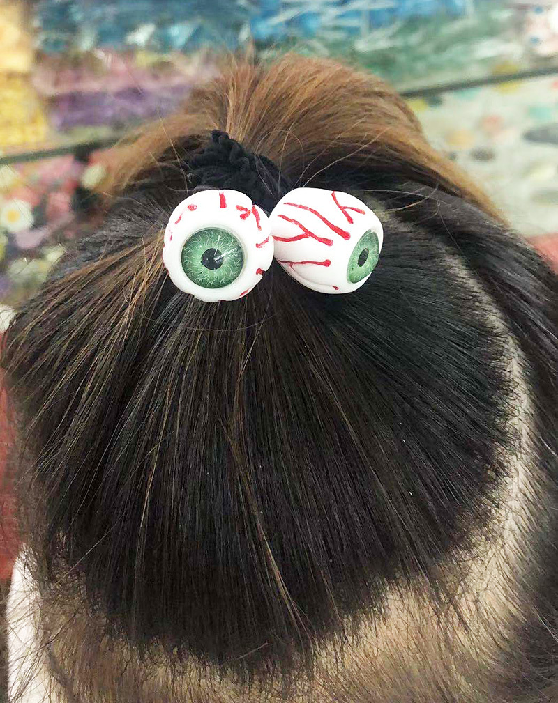 日本原宿眼球/树脂血眼睛/万圣节流血鬼白底实物图