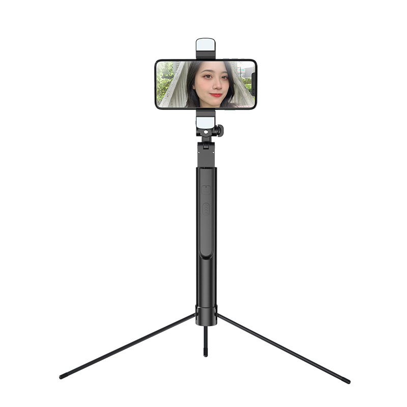 Factory direct sales of high-quality selfie sticks, aluminum alloy tripods, 1.7-meter selfie sticks, Bluetooth remote control, fill light, photography wonder Item Picture
