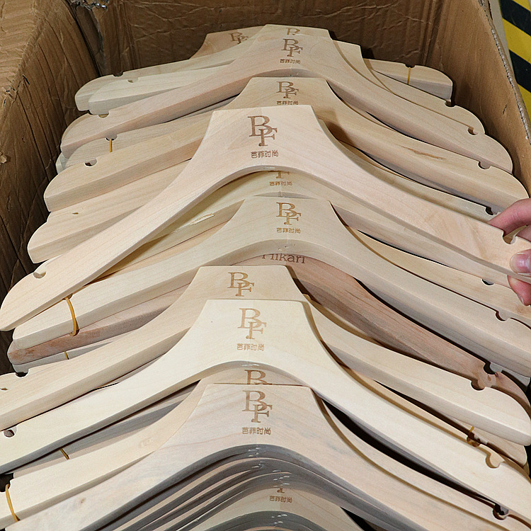 服装店专用衣细节图