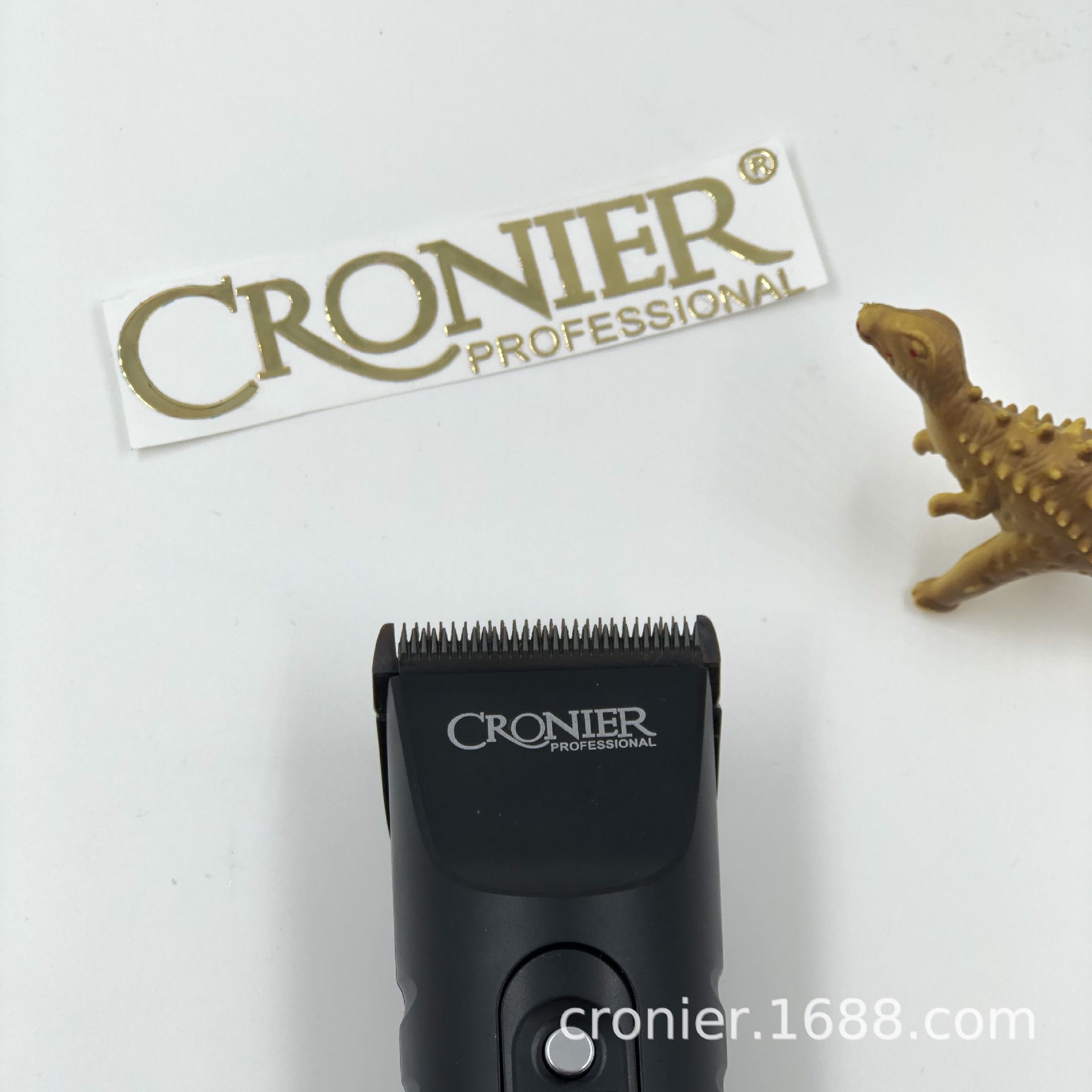 Cr-r1 is a professional hair clipper for adult and children Specification drawing