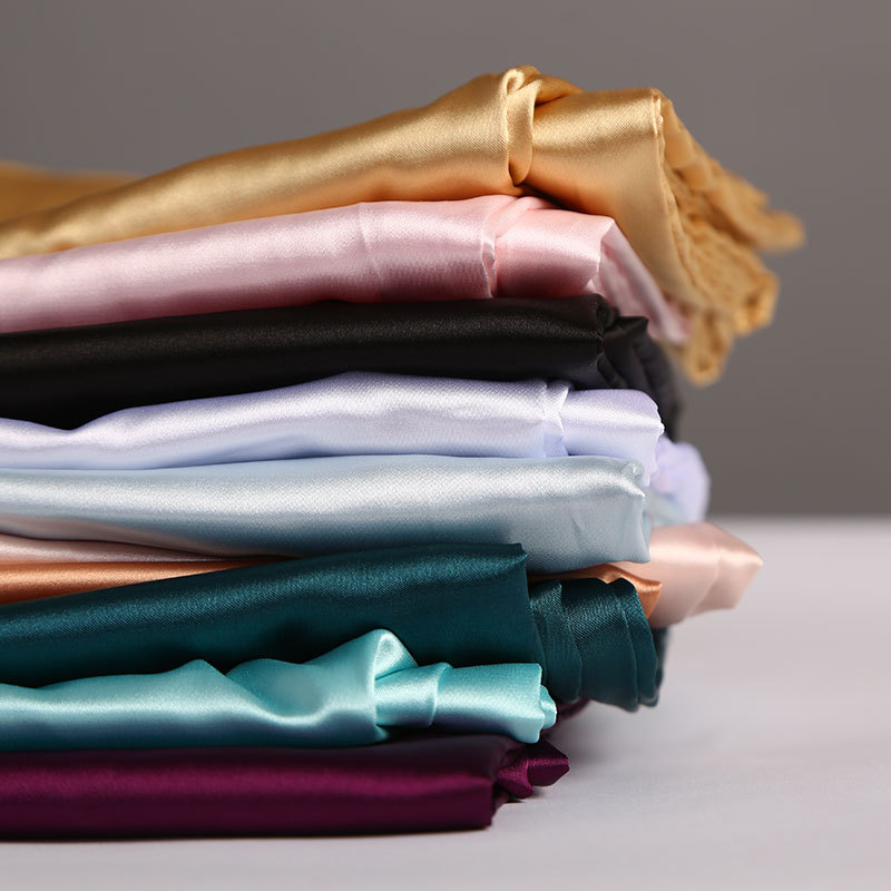 Imitation Silk Pillowcase Double-Sided Solid Color Pillow Cover Pillow Case Beauty Silk Cover Pillow Core Cover Ice Silk Bedding Wholesale Application Scenario