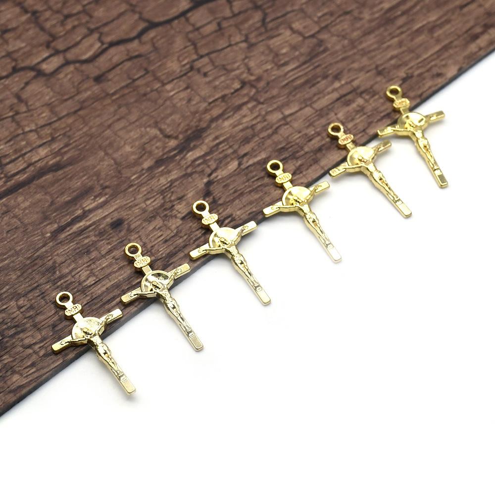 (10 pieces per pack) Cross pendant, gold DIY jewelry accessory, rosary necklace Application Scenario