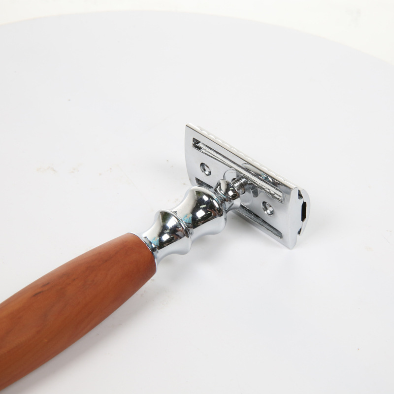 shanilak factory directly supplies old-fashioned wood-grain handle razors, old-fashioned shavers, men's razors, and old-fashioned men's beards for export Application Scenario
