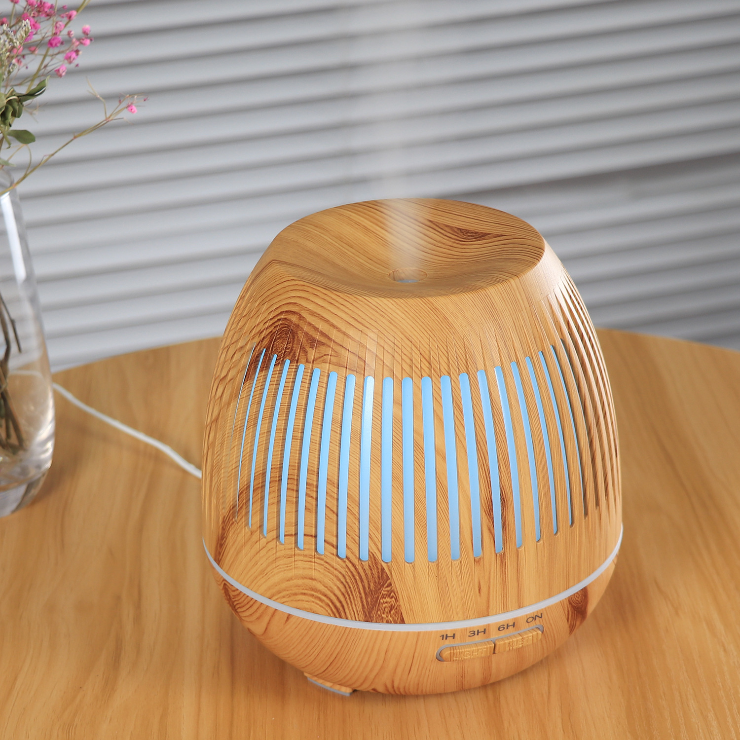 Cross-border wholesale 400ml humidifier, hollowed-out luminous humidifier, wood grain humidifier, air purifier, aroma diffuser pic 30
