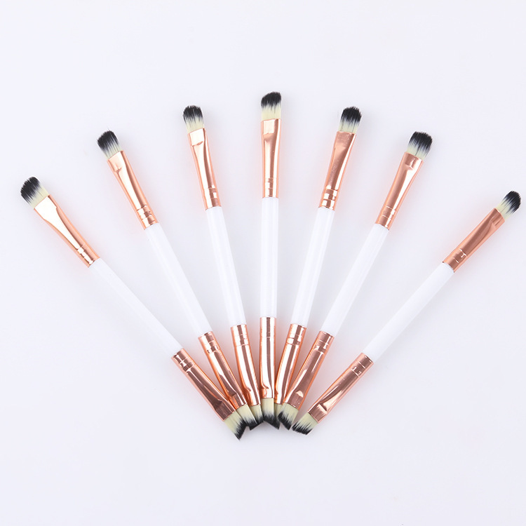 Shenglian Ball Factory directly sells double-headed makeup brushes, double-ended eyeshadow brushes, eyebrow brushes, lip brushes and various makeup accessories details Picture