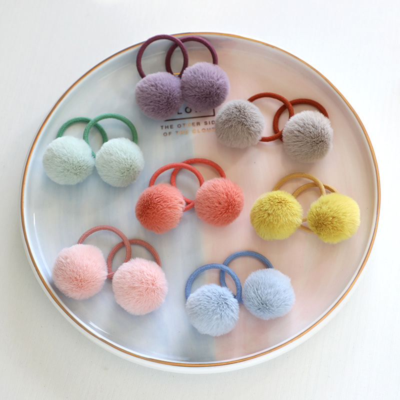 Korean Version Of Children's Hair Accessories Autumn Winter Hairball Ball Scrunchie Baby Small Leather Band Set Mink Ball Hair Cord Cute Candy Color details Picture