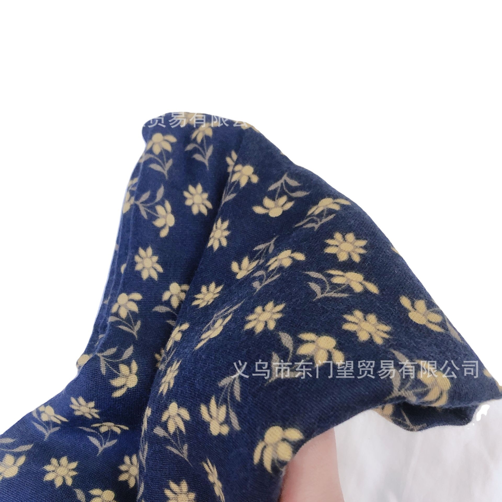 New Medium Thick Men's Scarf Trench Coat Scarf Neutral Flower Cape Winter New Korean Version Fashion Style Match Item Picture