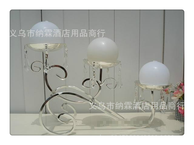 Creative Iron Silver Plated European Cake Stand 3 Candlesticks Wedding Props Gift Home Bar Decoration Pieces Item Picture