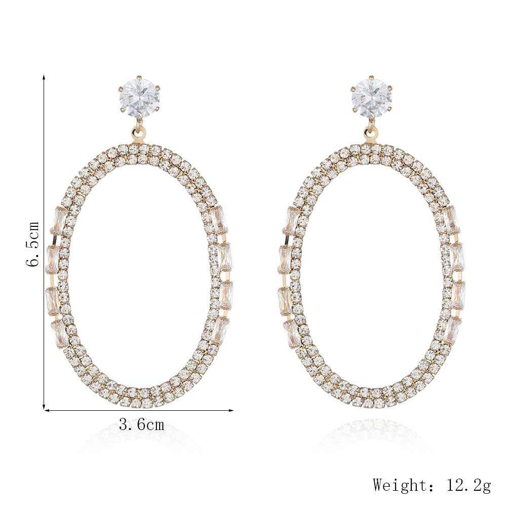 Korean and Korean fashion claw chain rhinestone large circle earrings, elegant Korean personality long hollowed-out stud earrings for women Item Picture