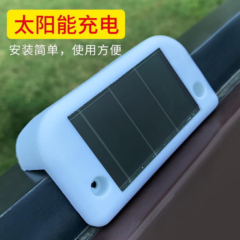Amazon's new solar-powered step light, outdoor Led corridor, fence, guardrail, courtyard and garden waterproof fence light details Picture
