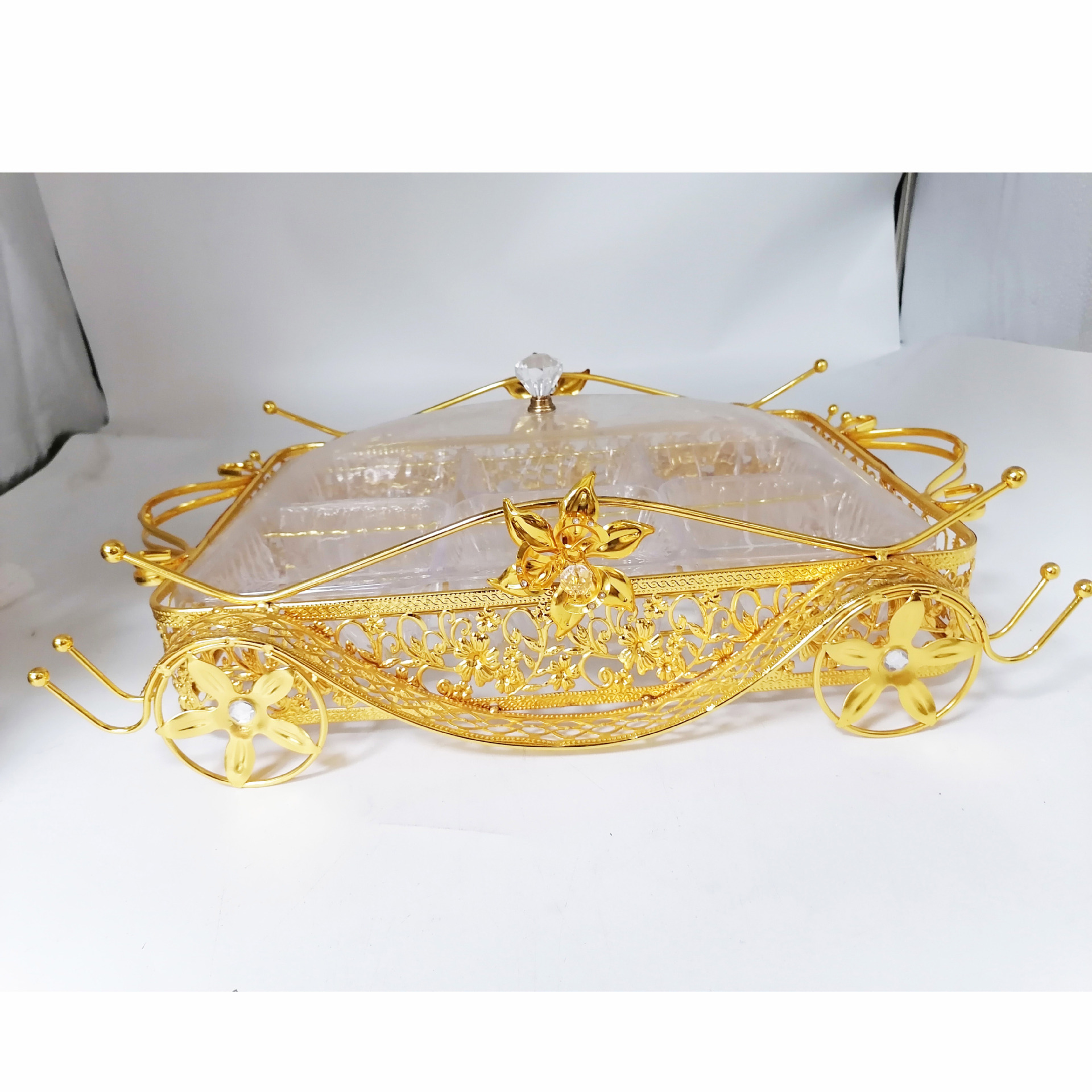 Arabic Style 6-Division Dry Fruit Tray With Lid Luxury Plated Gold Wedding Candy Box Snack Box Fruit Tray
