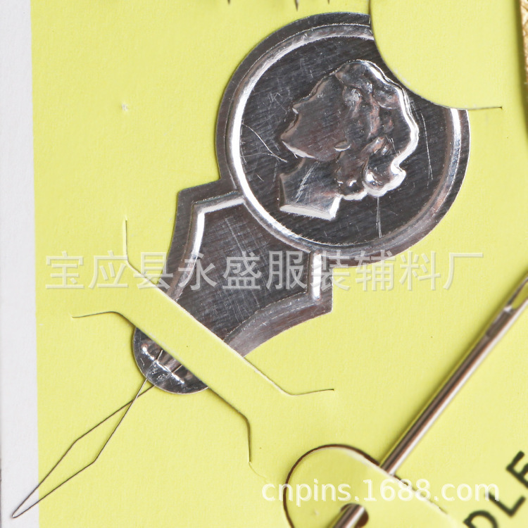Factory wholesale 25-piece hand sewing needle set, with multiple specifications of straight and curved needles, including needle threading tools and sewing accessories such as needle cards Application Scenario