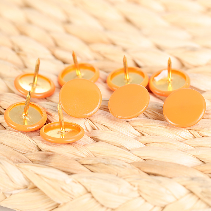 40 color alloy flat-headed pins for household and office supplies, photo wall painting, hand-pressed round head nails Application Scenario