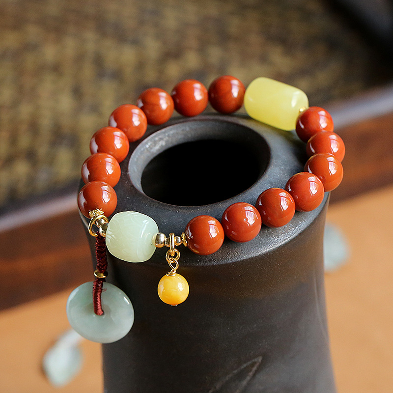 High-end bracelet wholesale, natural Nan Hong agate bracelet, single-loop hanging jade peace pendant, ladies' bracelet Application Scenario