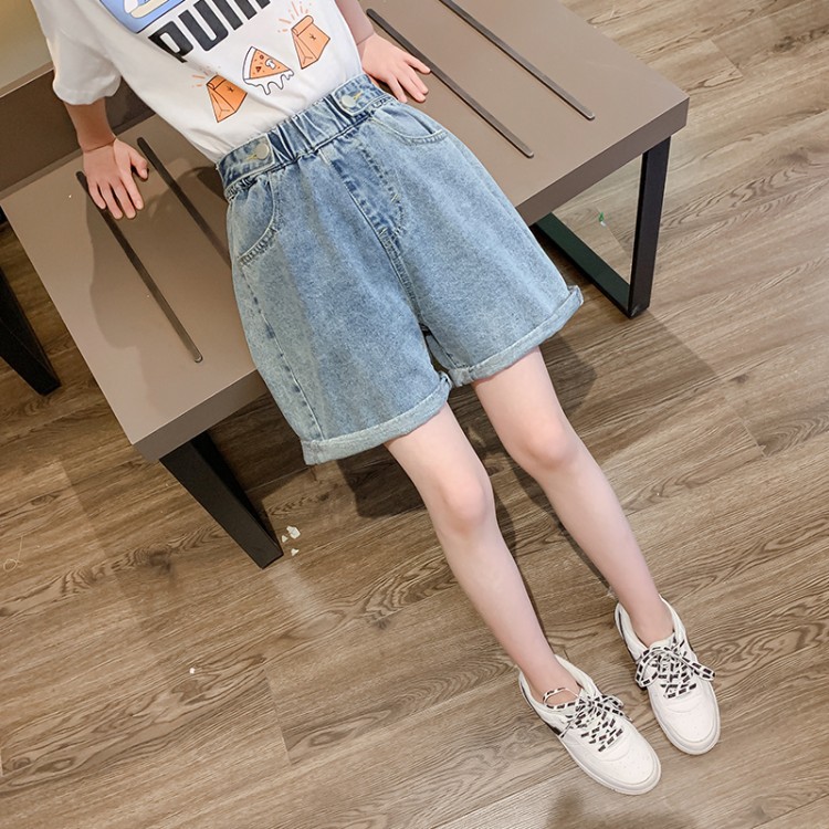 Girls' denim shorts 2022 summer outerwear 5-inch pants, thin and versatile children's shorts, stylish girls' wide-leg pants Application Scenario