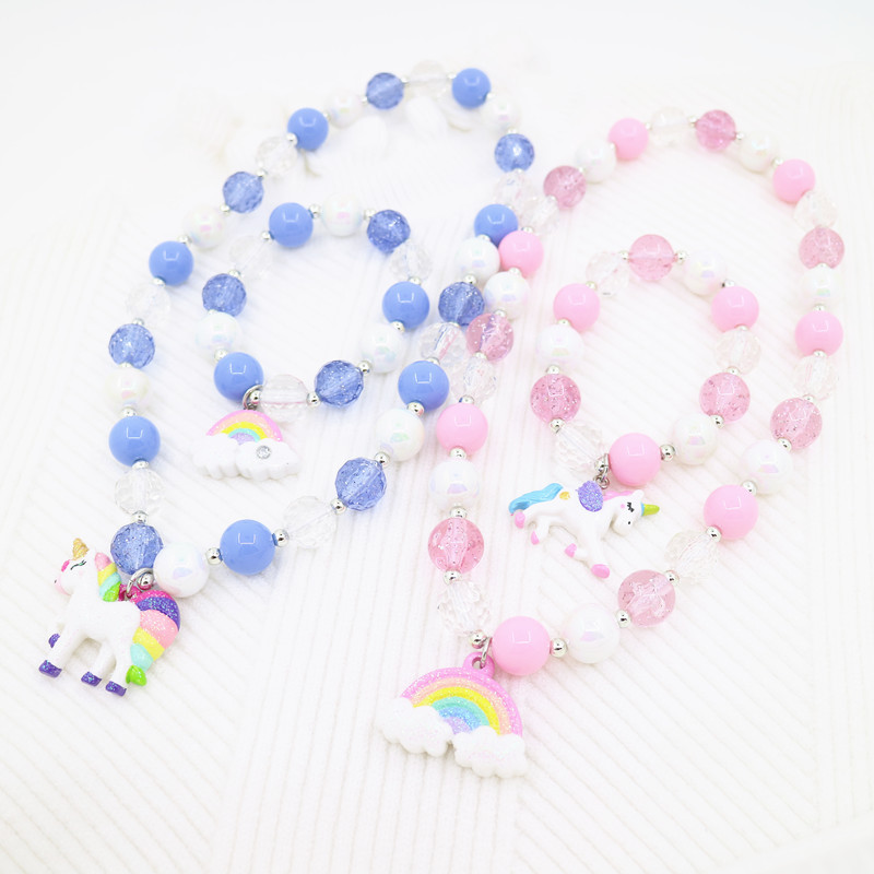 Children and girls Pearl unicorn Rainbow necklace bracelet sweater chain set Holiday birthday New Year gift set Application Scenario