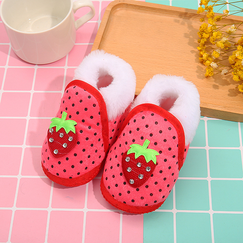 Self-Produced And Self-Marketed Strawberry Lace-Up Little Warm Men's And Women's Winter Winter Winter Baby Shoes Soft Soles Non-Slip Baby Walking Shoes details Picture