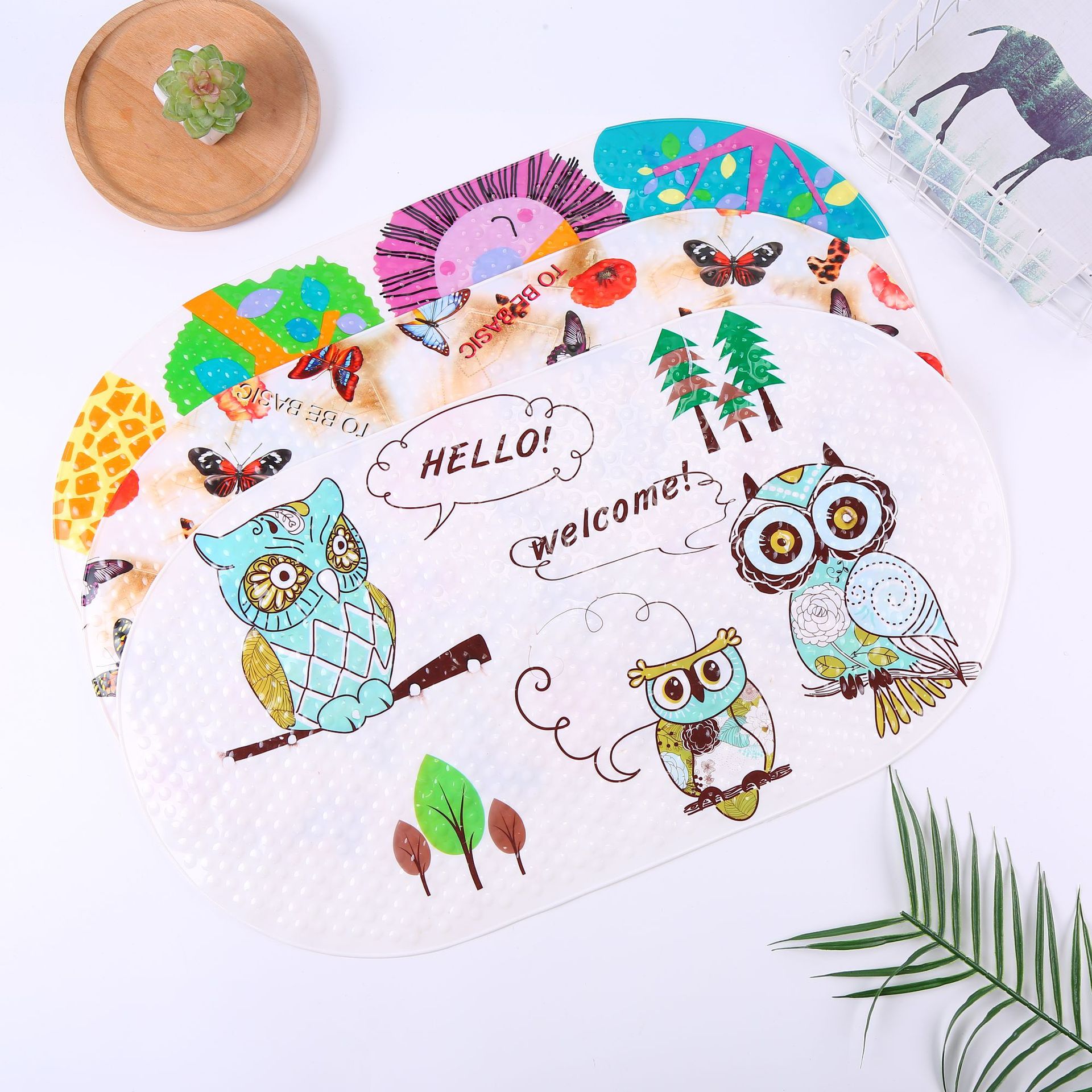 厂家批发洗澡淋浴地垫厕所卫生间防滑地垫门垫浴室防滑垫防摔脚垫