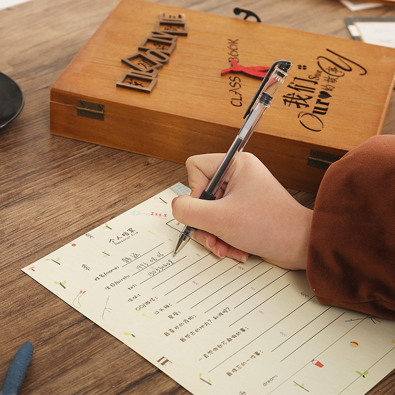 Class directory, graduation album, loose-leaf book, primary school, junior high school and senior high school wooden box, ancient-style creative wooden contact list details Picture