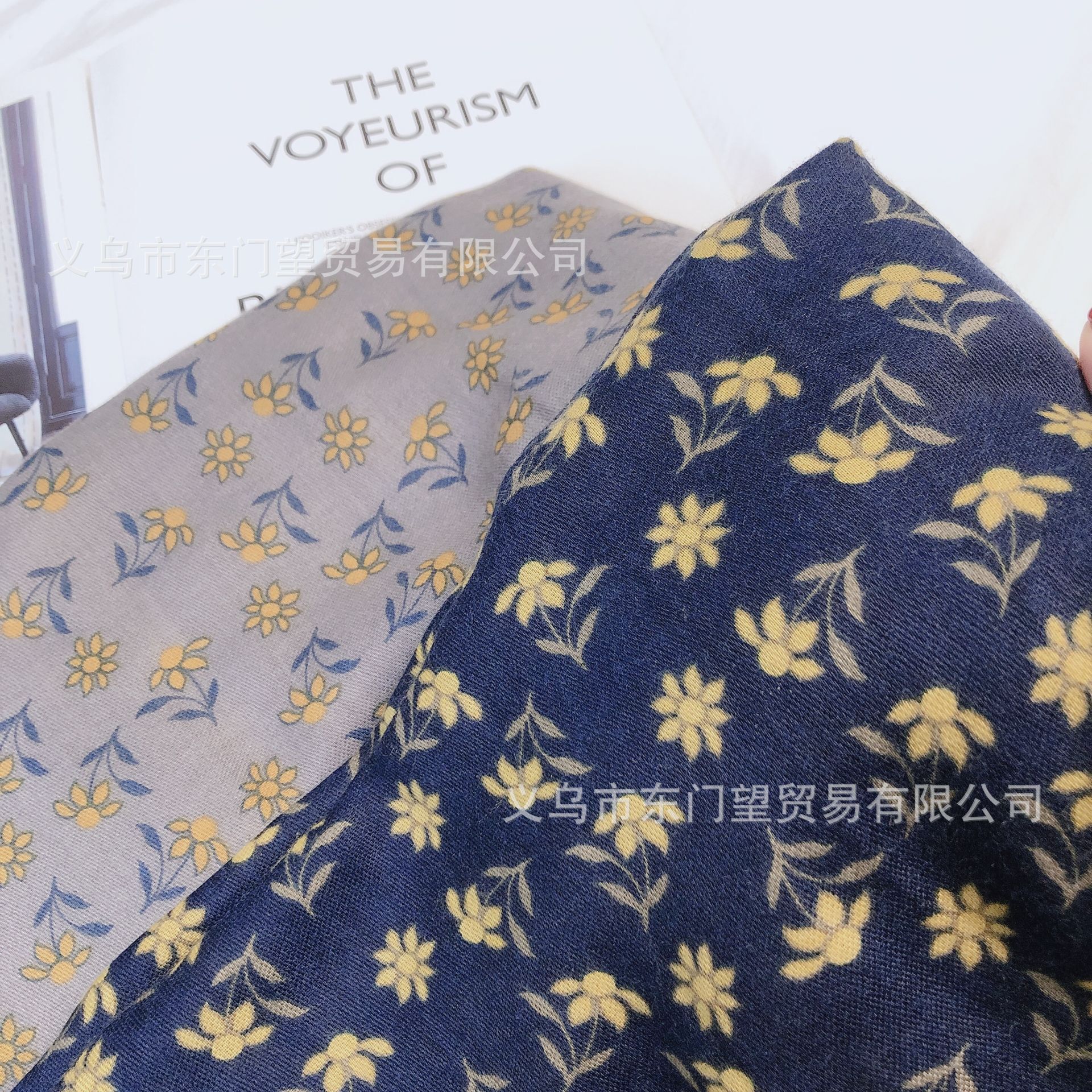 New Medium Thick Men's Scarf Trench Coat Scarf Neutral Flower Cape Winter New Korean Version Fashion Style Match details Picture