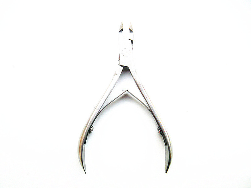 Factory direct sales of stainless steel beauty pliers, dead skin pliers, beauty scissors, beauty tools, short mouth 8715 details Picture