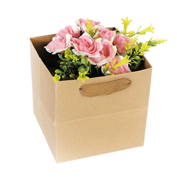 Kraft paper white card series packaging gift box, square bottom bag, flower cake gift bag, takeout hand-held square bag Specification image