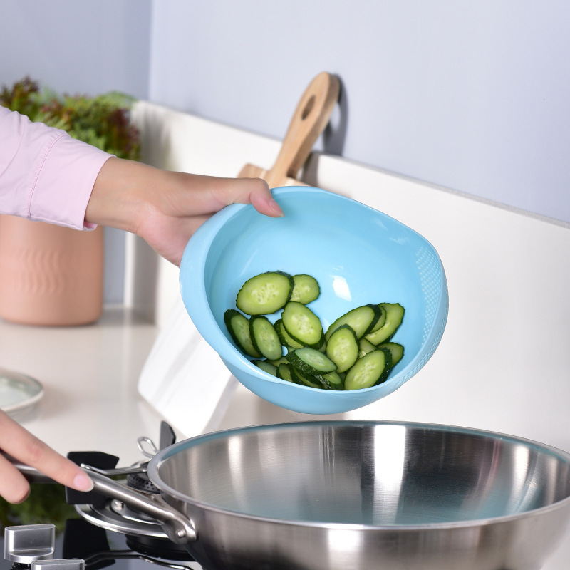 Multi-Functional Rice Washing Machine Vegetable Fruit Basket Drain Washing Basket Home Kitchen Washing Sieve Washing Rice Basin Wholesale Application Scenario
