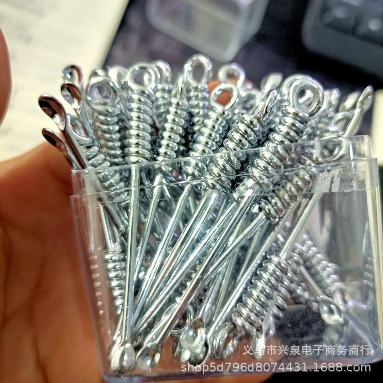 Silver ear spoons, metal stainless steel ear scoops, ear cleaners, fashionable ear spoons, 1 yuan per piece, 2 yuan per piece Item Picture