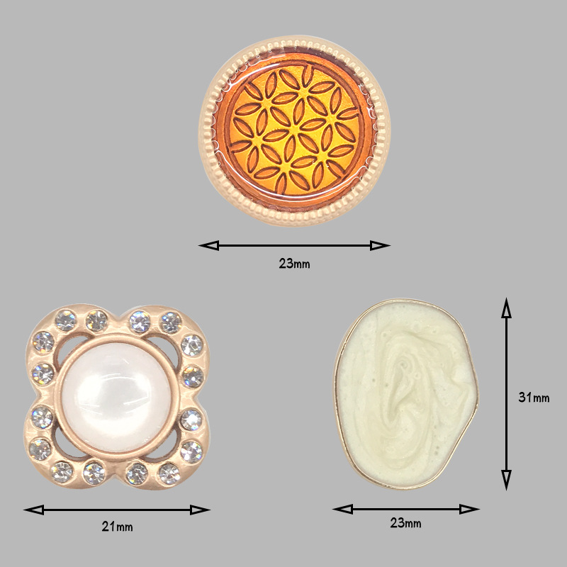 Metal button-shaped clothing accessories, chiffon shirts, high-heeled hand-sewn high-end button fashionable clothes, chiffon retro Application Scenario