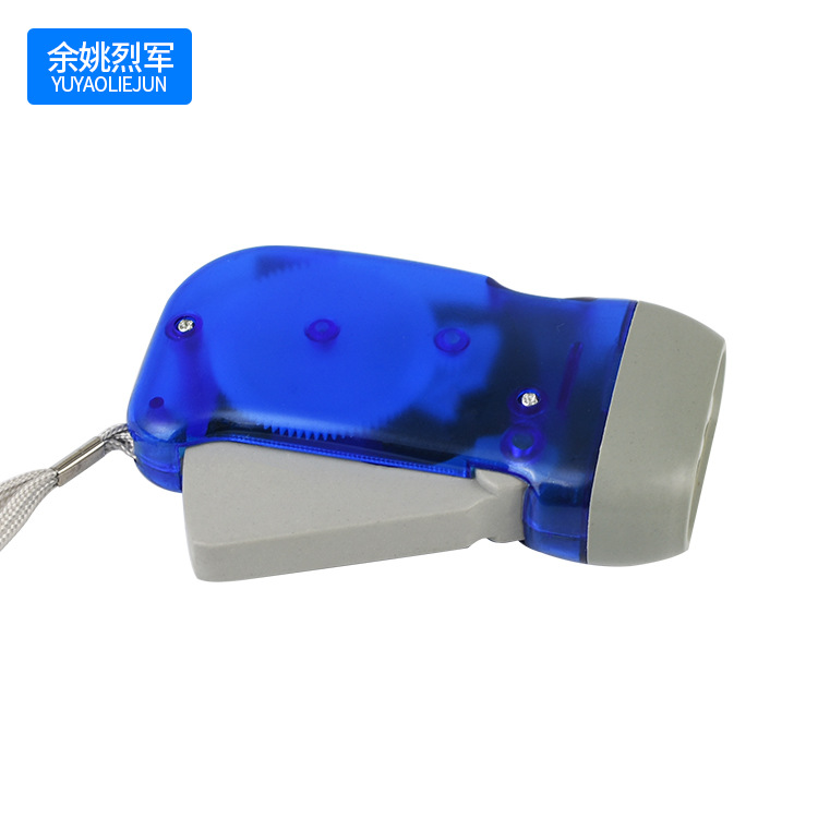 Manufacturers Supply Wholesale Plastic Hand Press Three Lights Multi-Color Optional Outdoor Emergency Small 3Led Flashlight Application Scenario