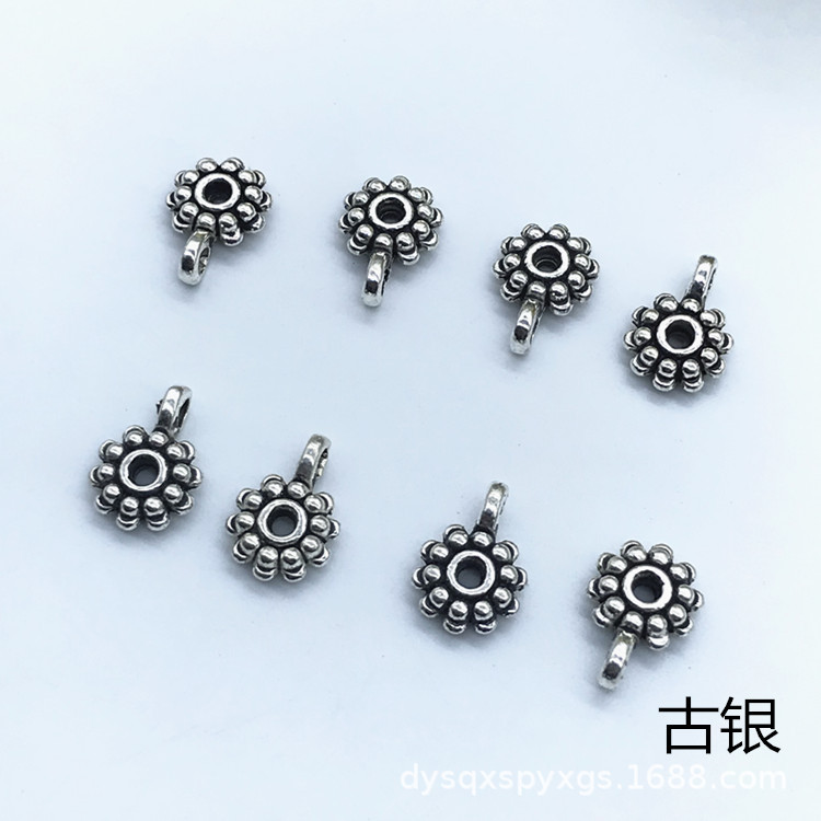 DIY three-way jewelry accessories, pendants, beads, bracelets, three-way accessories factory direct sales. Colors can be customized details Picture