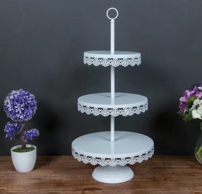 Free mail wedding dessert table decoration European cake rack wedding props lace cake inventory heart rack 3 sets thumbnail