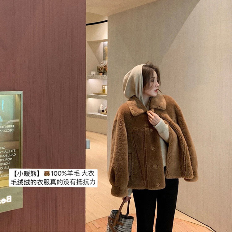 Live new autumn and winter Lamb fur coat women's thick warm fur one grain sheep fleece coat thumbnail