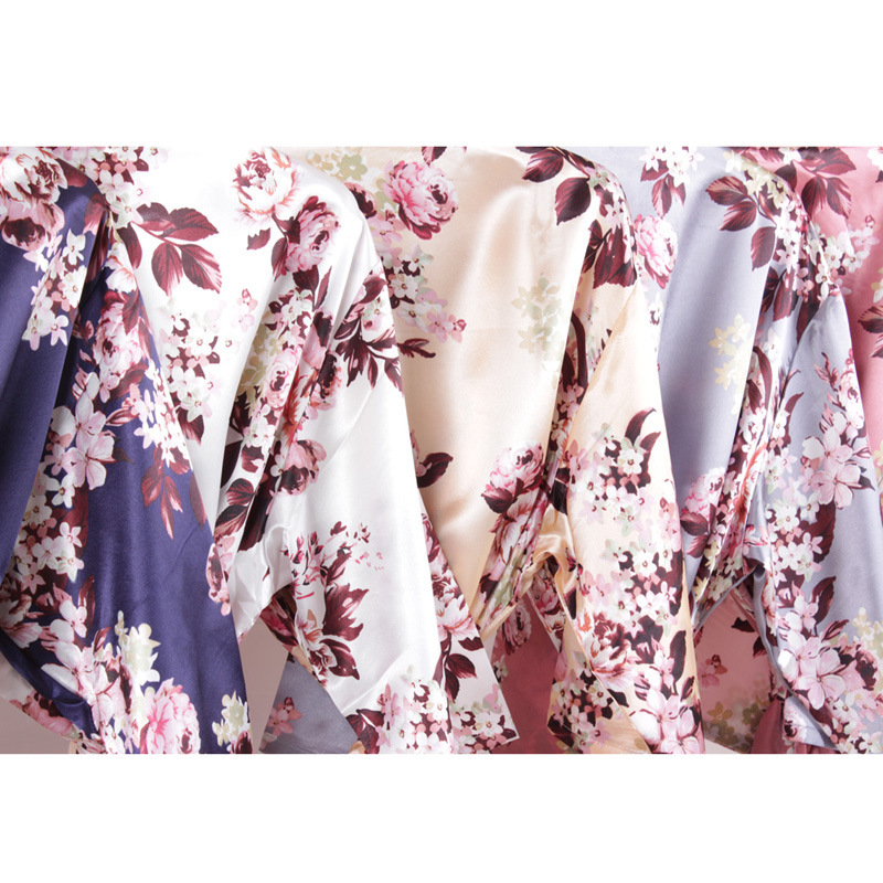 Summer bathrobes, thin printed pajamas, bridesmaid bathrobes, bride's morning gown, dog tail flower short gown A2350 details Picture