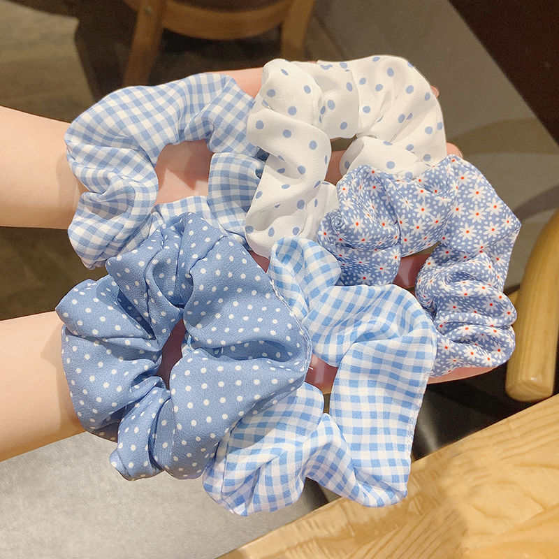 The Korean version of the "Large Intestine hair Band" is fresh and cute, with a trendy simple checkered bun hair band and a ponytail hair band