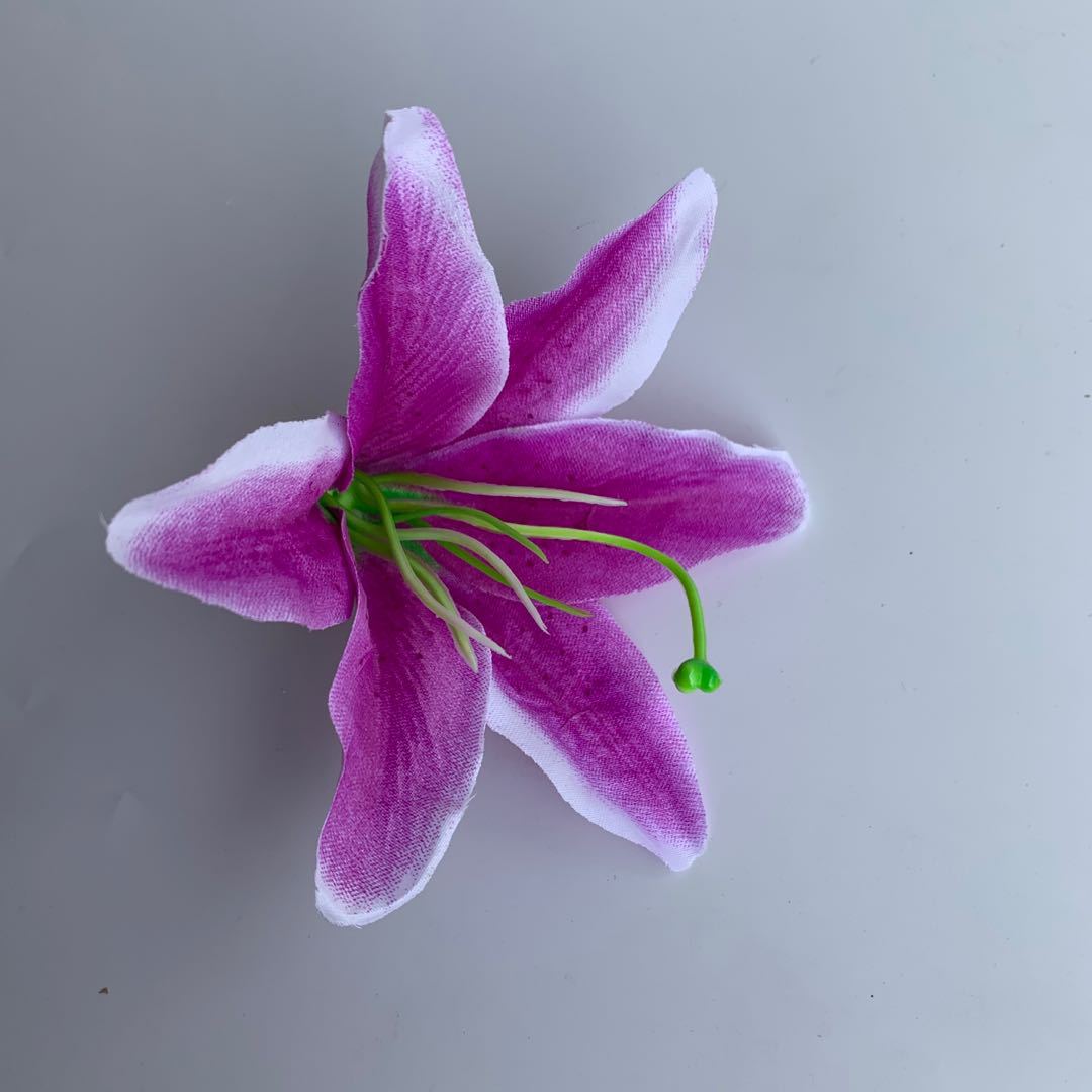 Wholesale lily flowers living room wedding decoration flowers simulation flowers fake flowers bouquet single trumpet lily Specification drawing