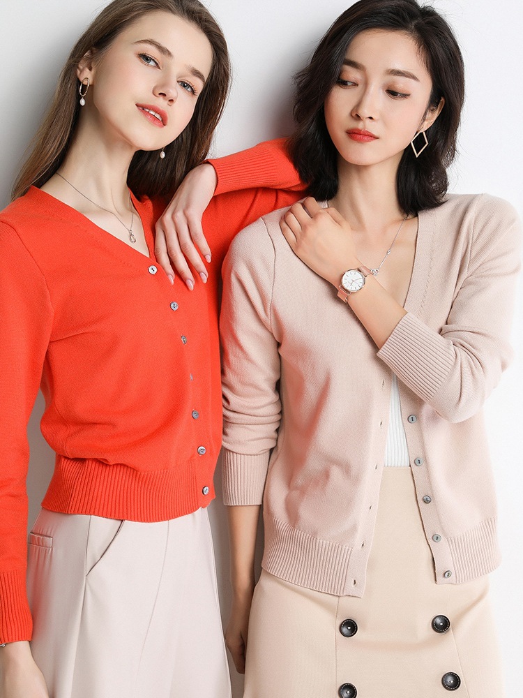 女式羊毛衫实物图
