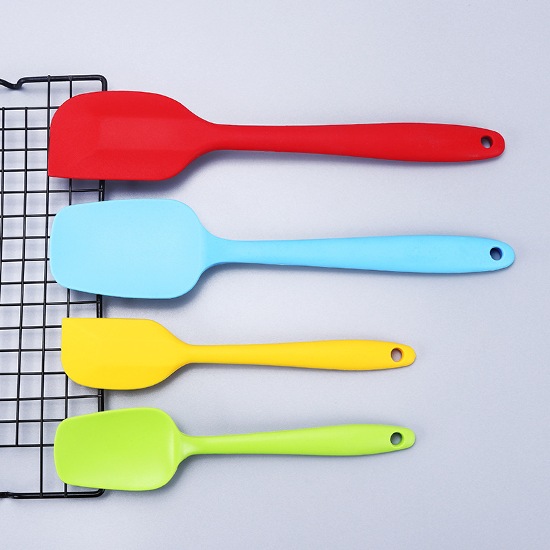 Amazon Hot Selling Silicone Kitchen 4-Piece Set Cream Integrated Spatula Spatula Oil Brush Size Scraper Set Specification drawing