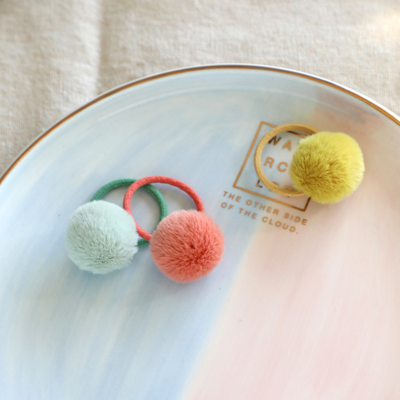 Korean Version Of Children's Hair Accessories Autumn Winter Hairball Ball Scrunchie Baby Small Leather Band Set Mink Ball Hair Cord Cute Candy Color Application Scenario