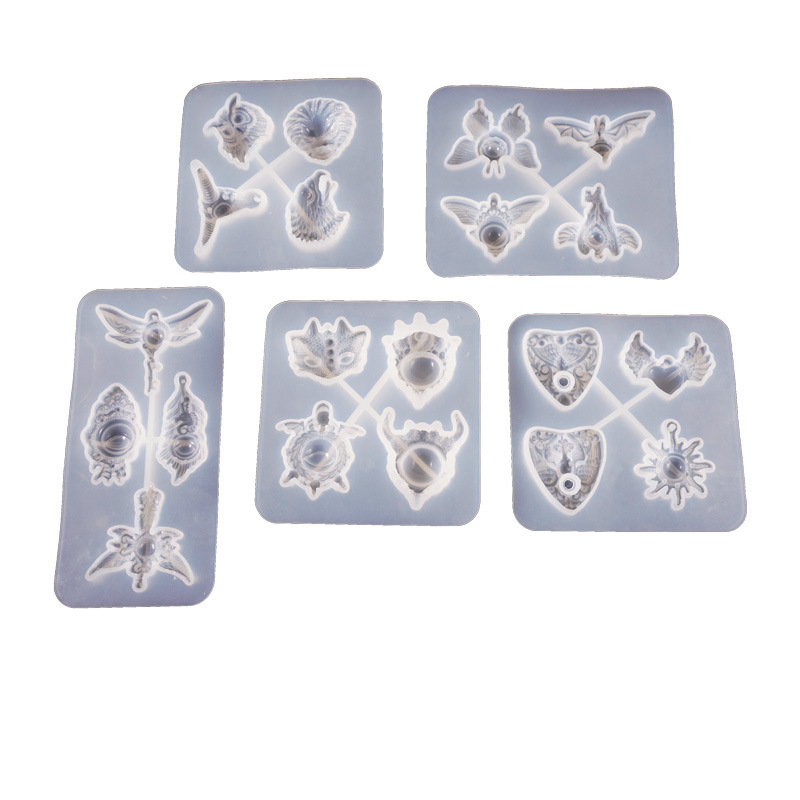 ديي، البومة كسوروغوت، البومة الشيطانية، قالب قطرات الكريستال Item Picture
