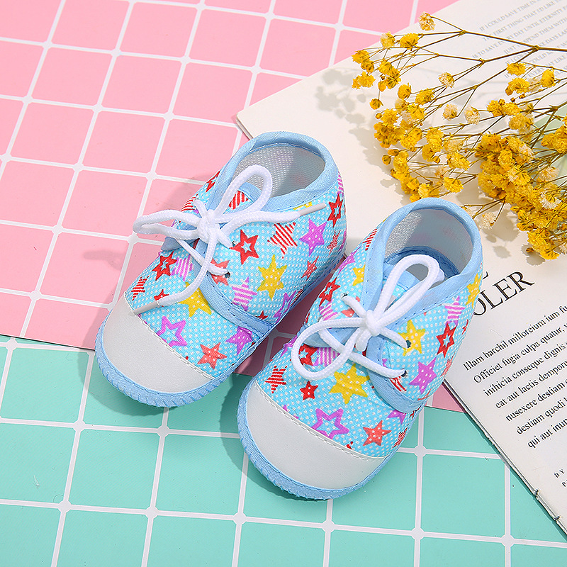 Self-Produced And Self-Marketed Lace-Up Toe Protection Lightweight Breathable Men's And Women's Baby Shoes Soft Soles Non-Slip Baby Shoes Toddler Shoes Application Scenario