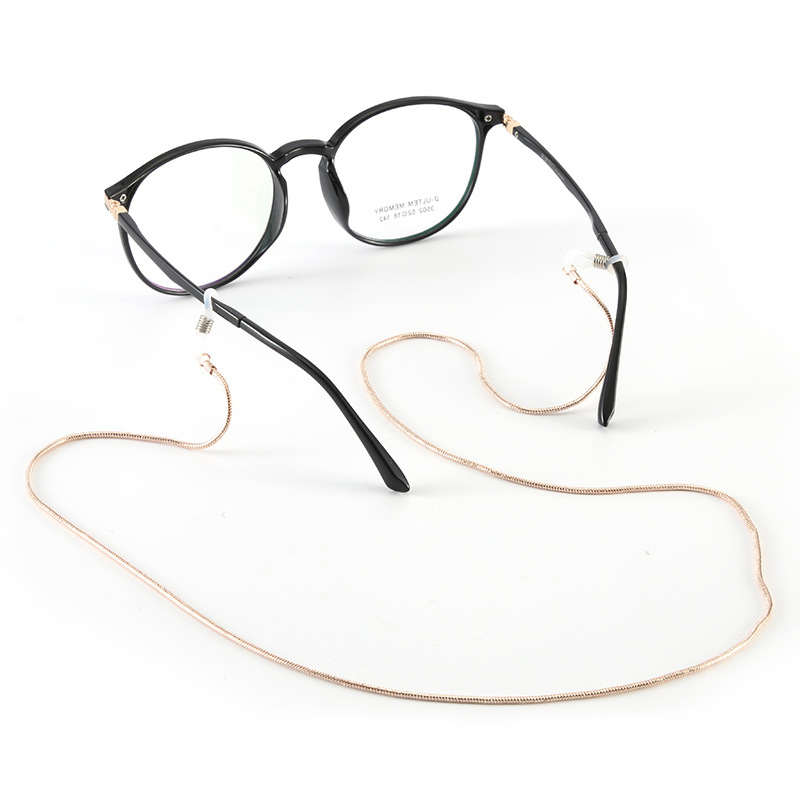 Variety of spectacle cord styles