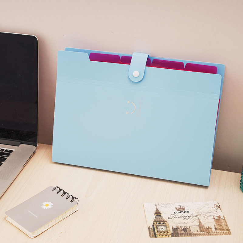 "Silver Love, Smile, 5 folders, A4 file bag, folder, test paper storage and organization bag, organ bag manufacturer. Application Scenario