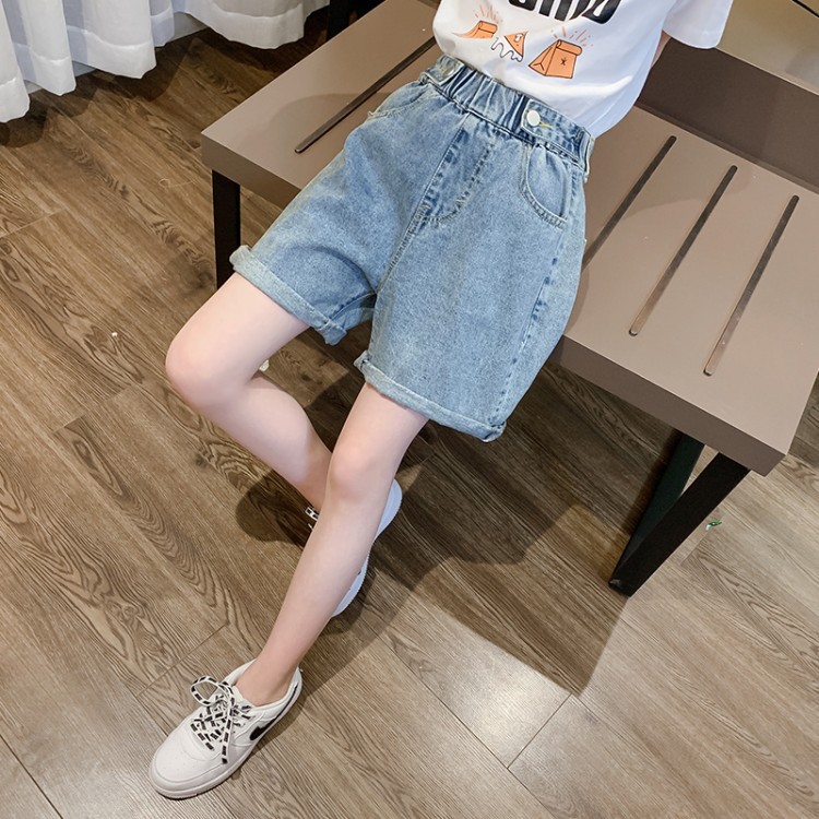 Girls' denim shorts 2022 summer outerwear 5-inch pants, thin and versatile children's shorts, stylish girls' wide-leg pants Specification image