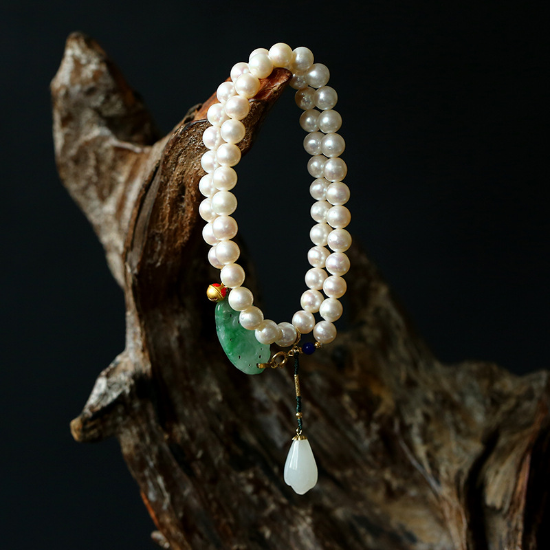 Natural freshwater pearl nearly round jade carved brand 18K gold necklace bracelet for women's pairs, DIY magnolia flower drip Application Scenario