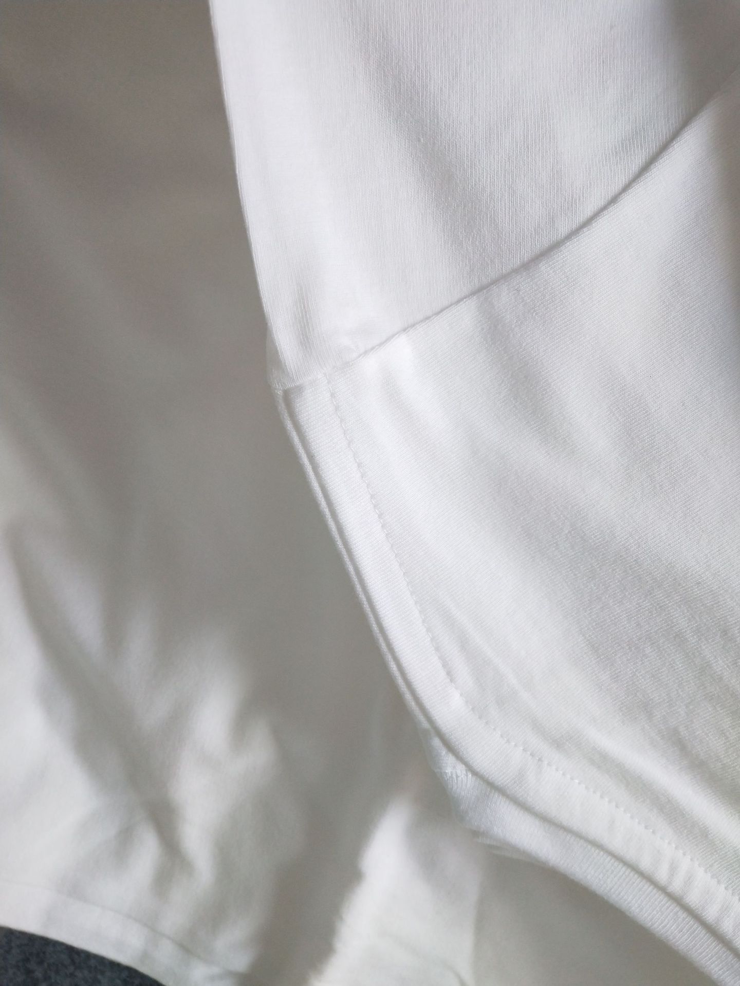 2020优衣K新款纯色光板T恤女白色短袖情侣亲子装一件代发详情图2