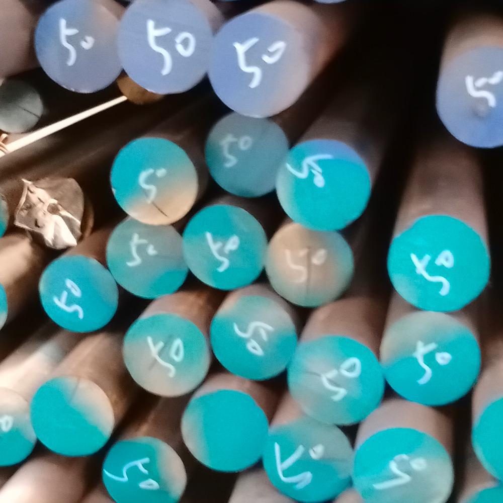 ويباع الصانع كميات كبيرة من قطع الصلب غير القابل للصدأ من طراز 304L من الصلب المستدير من طراز 304L من الفولاذ المستدير غير القابل للصدأ من الحجم الكبير details Picture