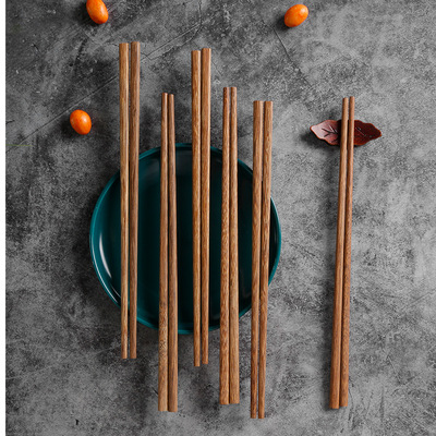 Japanese-style household wooden chicken wing chopsticks, unpainted and unwaxed tableware, solid wood family serving chopsticks, quick chopsticks, 10 pairs in wholesale