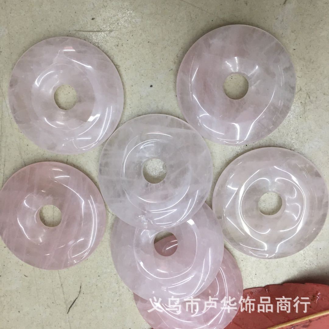 Factory direct sales supply of natural rose quartz peace pendants, diamond star moon Buddhist prayer beads and DIY jewelry accessories Application Scenario
