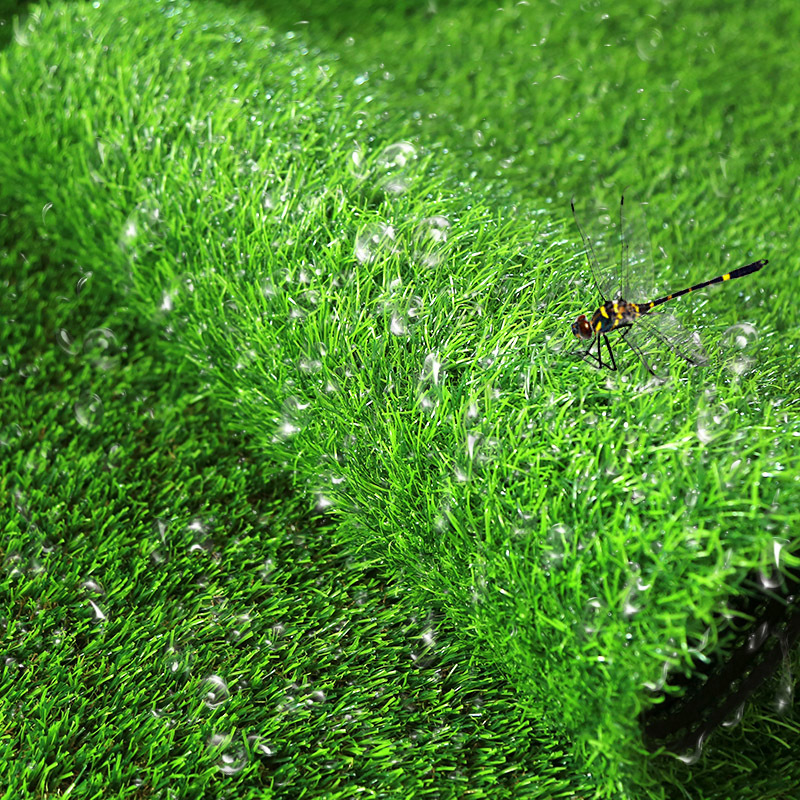 仿真草坪垫子假草绿色人造草皮户外装饰人工塑料幼儿园室内假地毯详情图2